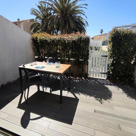 2 Rooms For 2 People Agde Exterior photo